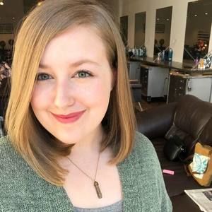 Meet your Posher, Maxine